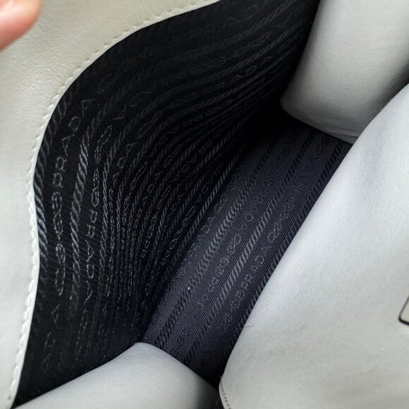 Prada Leather Satchel Bag 850-031025 - Picture 15 of 16